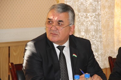 В Таджикистане ужесточат наказание против участников ночных гонок