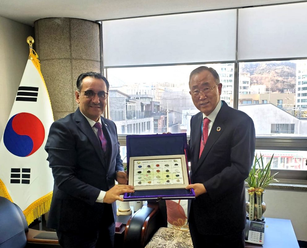 Таджикистан и Южная Корея обменялись мнениями о