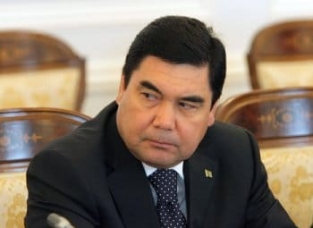 Президент Туркменистана выразил поддержку турецкому народу и государству