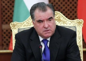 Эмомали Рахмон выразил соболезнования Франсуа Олланду в связи с терактом в Ницце