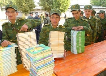 Таджикские суворовцы посетят Российскую военную базу