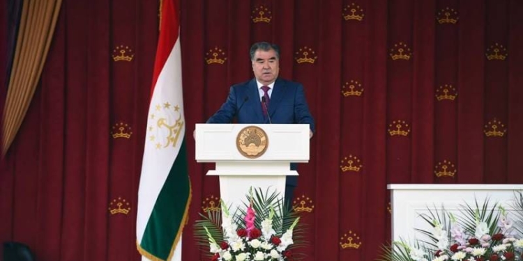 Президент обнародовал установленное количество хатлонцев, воюющих за рубежом