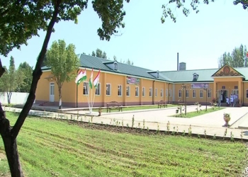 В Б.Гафуровском районе построили новую больницу