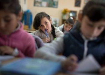 Таджикских первоклашек начали готовить к школе