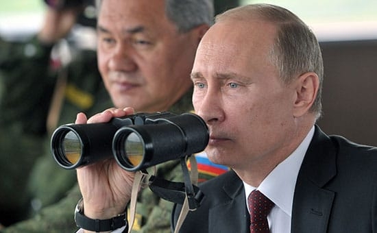 Путин привел войска в полную боевую готовность
