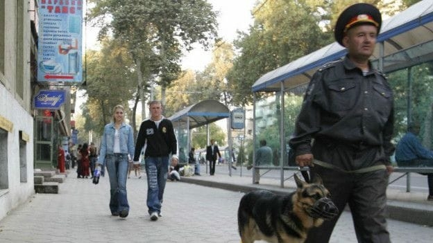 В Шугнане осуждены два местных жителя, избившие милиционеров