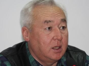 Сейтказы Матаева транспортировали в больницу; заседание суда перенесено