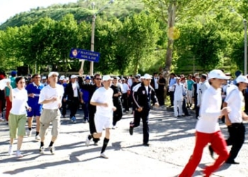 В Таджикистане отмечают День физкультурника