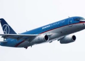 «Сомон Эйр» предлагают приобрести самолет SSJ100