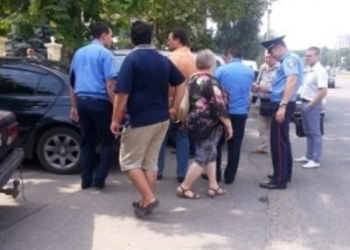 В Бишкеке водитель сбил милиционера, охранявшего трассу во время саммита