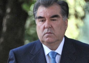 Президент назначил послов Таджикистана в Молдове и Ливане
