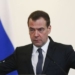 Медведев удивлен большим количеством кандидатов и докторов наук в Таджикистане
