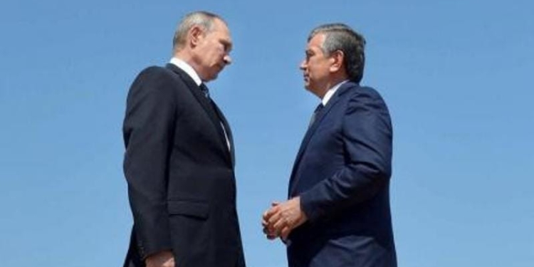 Путин призвал преемников Каримова продолжить его политику