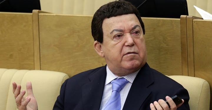 Кобзон назвал финансирование Крыма «непосильной ношей»