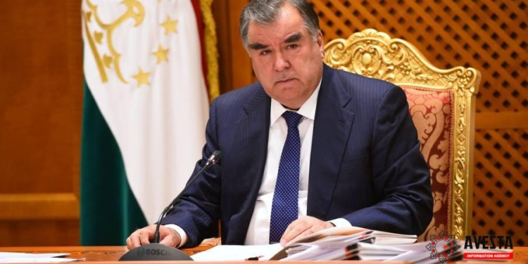 Президент на заседании правительства выразил озабоченность недобором в госбюджет
