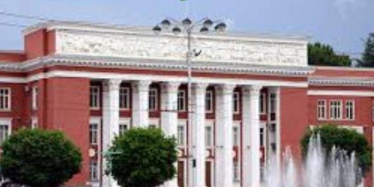Таджикский депутат и представитель МИД Великобритании обсудили проект CASA-1000