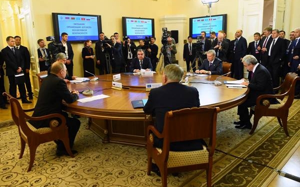 Китайские археологи определили местонахождение дворцового ансамбля в древнем городе Цзиньян