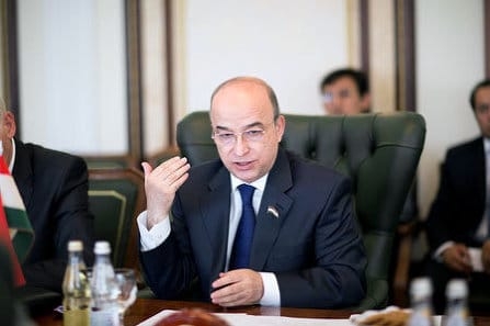 Ш.Зухуров рассказал о статусе русского языка в Таджикистане