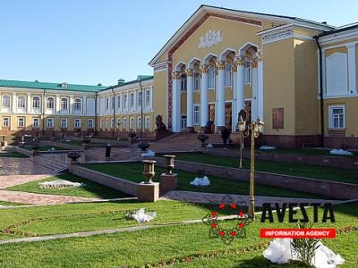 В Б.Гафурове концерт в честь Дня президента собрал более 3 тыс. зрителей
