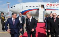 Президент РФ В.Путин прибыл в Ташкент для участия в заседании Совета глав государств - членов ШОС