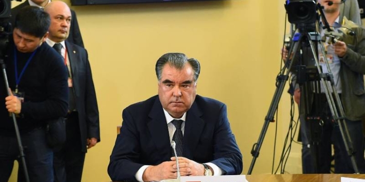Э.Рахмон в очередной раз отметил необходимость укрепления таджикско-афганской границы