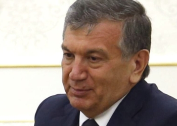 Эмомали Рахмон поздравил Шавката Мирзиёева с избранием на пост президента Узбекистана