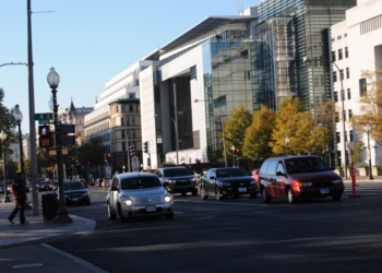 Newseum. (Музей журналистики и новостей).Вашингтон.