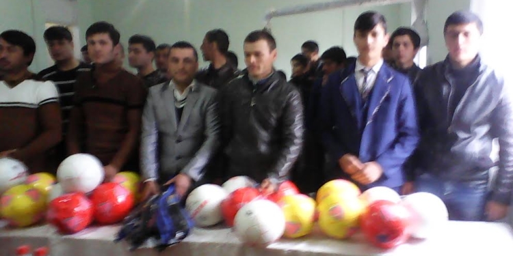 В отдаленный кишлак в Б.Гафурове протянут воду с расстояния 14 км