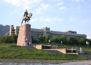 Глава Согда принял порядка 2 тыс. граждан по «личным вопросам»