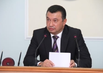 Премьер-министр провел заседание Оргкомитета по подготовке к празднованию Дня национального единства