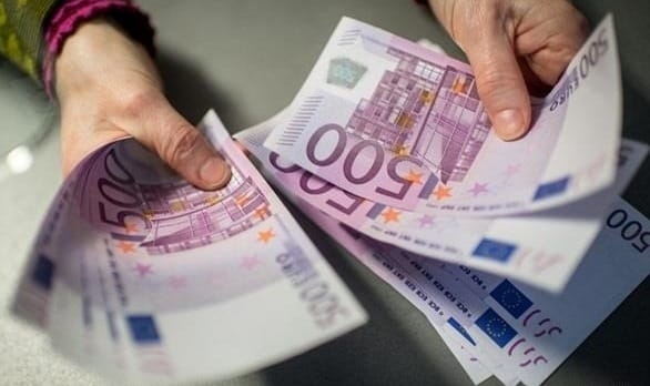Житель Худжанда задержан в Исфаре при попытке сбыта 4 тыс. фальшивых Евро