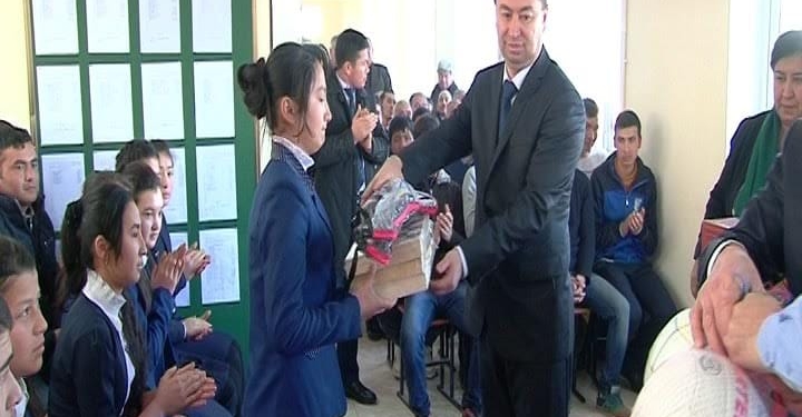 В Б.Гафурове проходят встречи с молодежью, посвященные Году молодежи