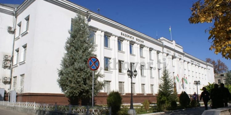 Внешний долг Таджикистана вырос почти на $80 млн. и достиг $2,3 млрд.