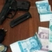 Сотрудники узбекских спецслужб задержали гражданина Таджикистана с наркотиками и оружием