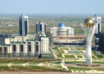 Таджикистан и Казахстан обсудили основные направления экономического сотрудничества