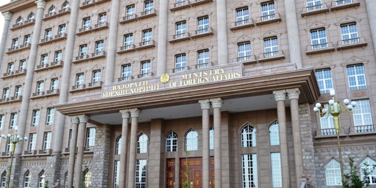 МИД Таджикистана разъяснил электронную систему оформления визы иностранцам   