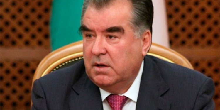 Эмомали Рахмон указал на проблемы столицы, которые нужно решать