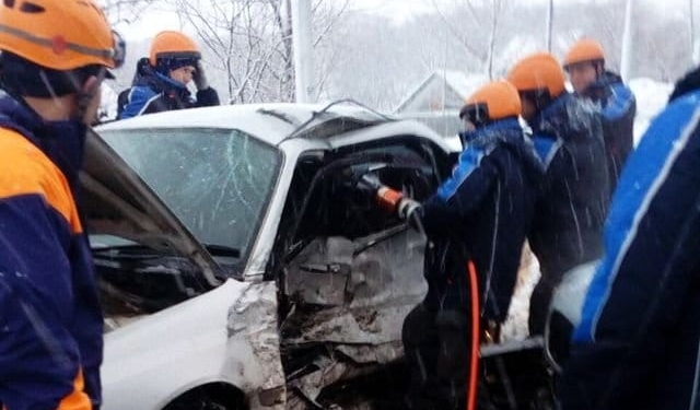 Пять граждан Таджикистана и Узбекистана погибли в ДТП под Саратовом