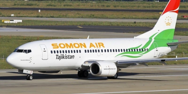 Руководство «Сомон Эйр» отстранило от работы виновных в срыве авиарейса в Ташкент