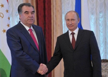 Эмомали Рахмон и Владимир Путин провели дружественную беседу