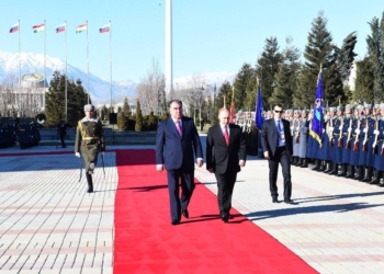 Владимир Путин прибыл в Душанбе. Фото пресс-службы Президента РТ