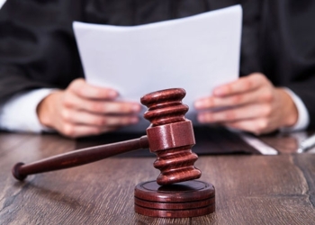 Работник шашлычной приговорен к 6 годам заключения за ограбление «хозяина»