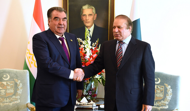 Президент Таджикистана встретился с премьер-министром Пакистана