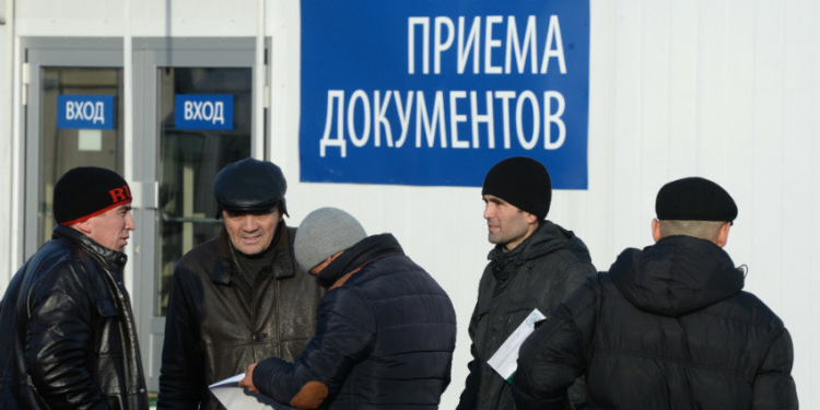 Граждане Таджикистана и Узбекистана лидируют по количеству полученных в России в 2016 году патентов