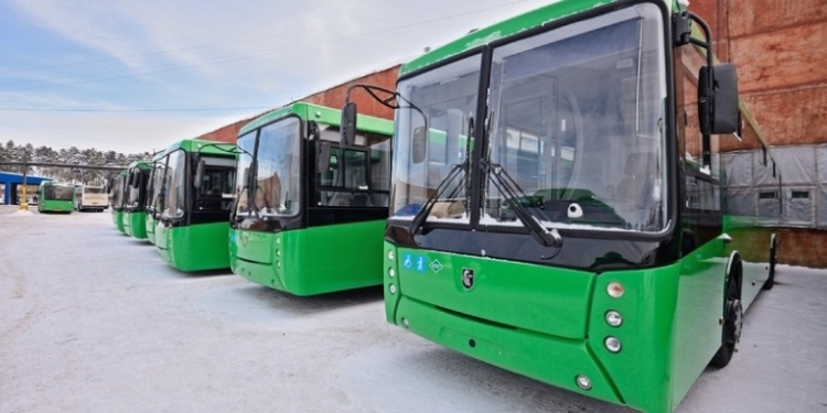 Колонна новых автобусов доехала до Душанбе