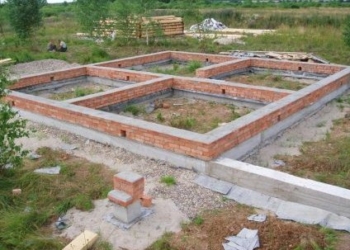 Сотрудник комитета по землеустройству Худжанда подозревается в мошенничестве