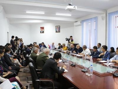 Опыт Таджикистана в борьбе с религиозным экстремизмом обсудили в Душанбе