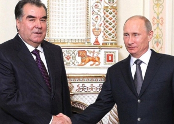 Президенты Таджикистана и России обменялись поздравлениями