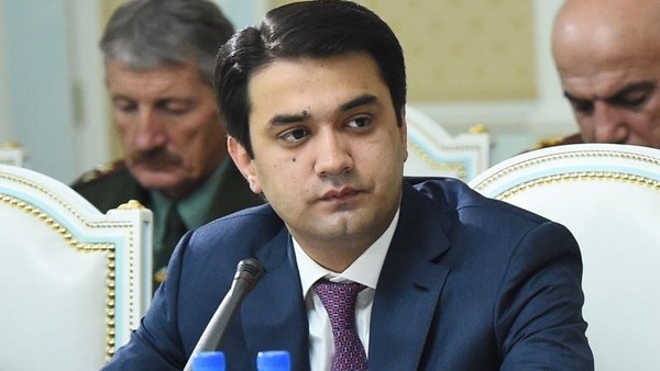 Рустам Эмомали поручил начать готовить столицу к зиме