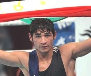 Джахон Курбонов вышел в полуфинал чемпионата Азии по боксу
